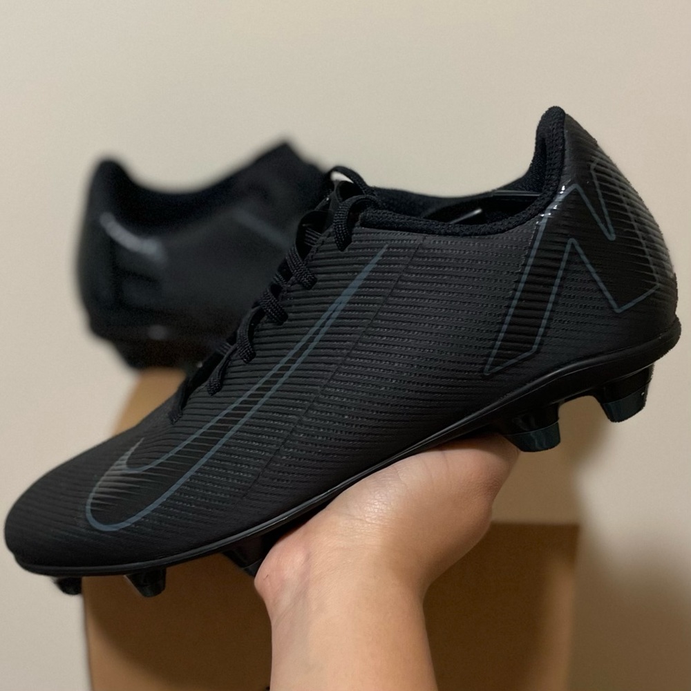 Nike Mercurial Vapor 16 Club MG Shadow Pack Size 5 Men/6.5 Women (FQ8441-002)